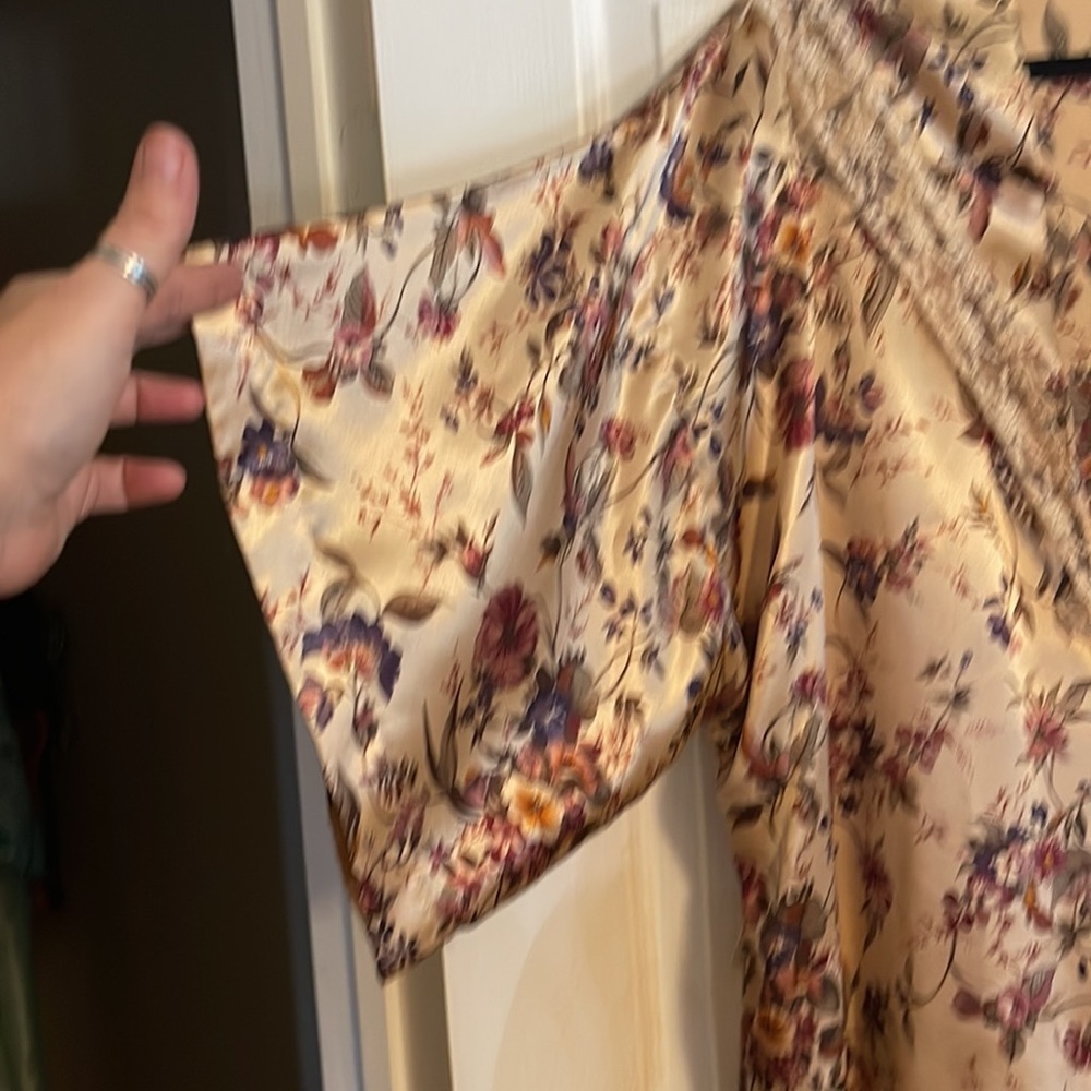 Kimono - Picture 3 of 5